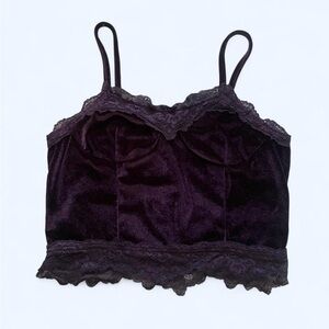 Purple velvet lace cami cropped top by Romwe size M
Sexy lace cropped top
